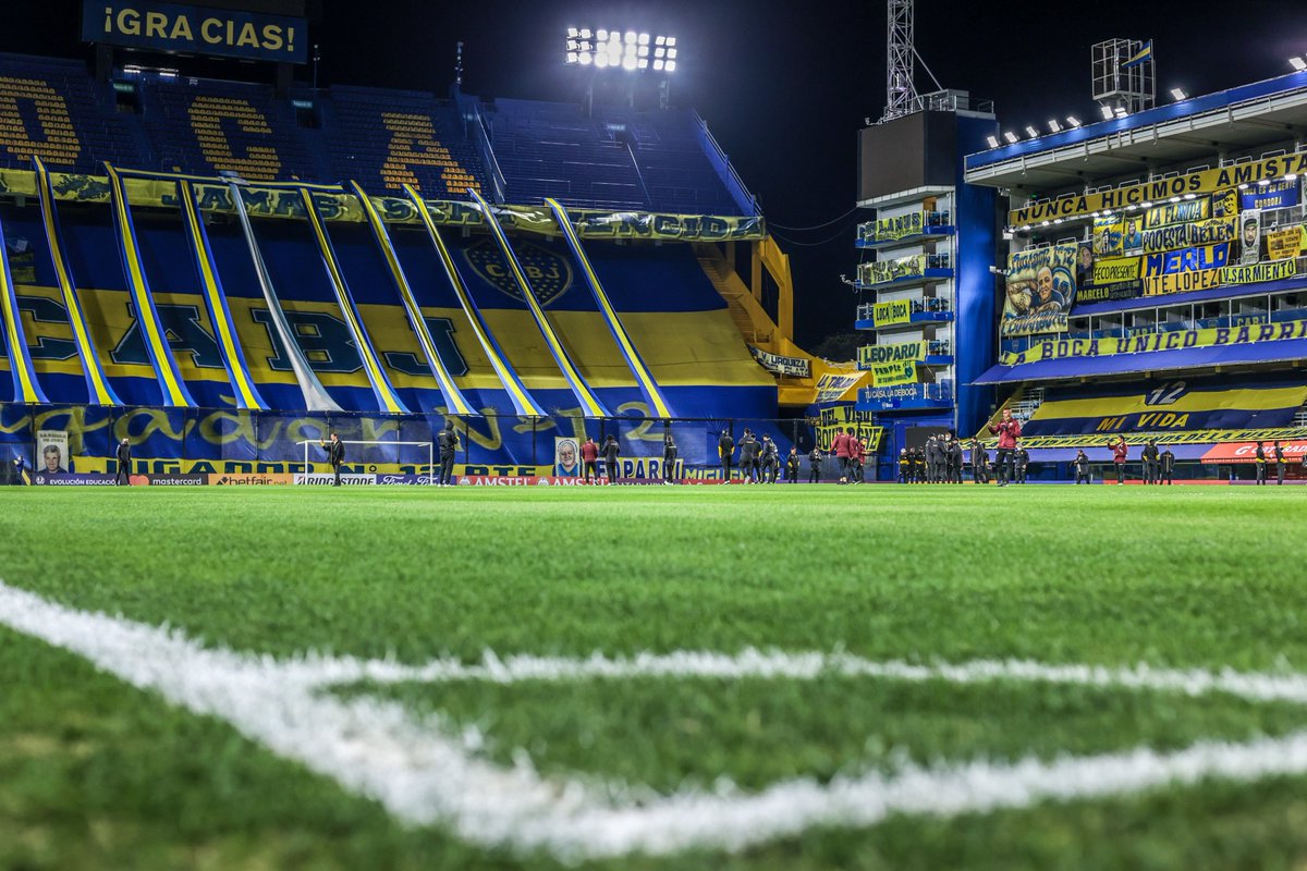 BarcelonaSC's tweet image. Reconocimiento de La Bombonera 🏟️✔️
¡Mañana! 👉 #BocaJrsVsBSC
#VamosÍdolo 🟡⚫️