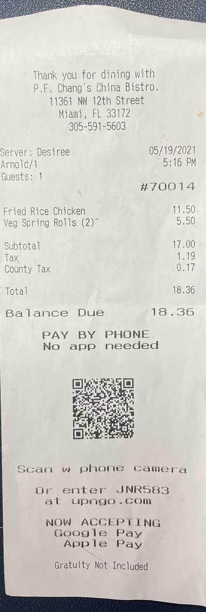 Xpresspickup01's tweet photo. Don’t understand why when ordering CHICKEN FRIED RICE at @PFChangs for dinner, it comes with SHRIMP. I guess I was just lucky that I saw it before I offer my sister @cruzfeoli a bit who has a shrimp food allergy. Check your food always !! https://t.co/gO2xuS93lE