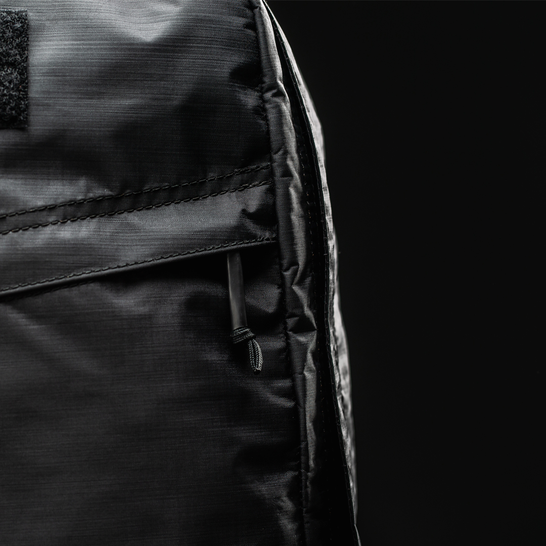 GORUCK's tweet photo. We've teamed up with the world's greatest carry community, @Carryology to dream our iconic GR1 into the future, for one limited edition run. Introducing the GORUCK x Carryology Guerrilla X. Get the full scoop on this special project &amp; drop time: https://t.co/UBtNqM93aT. | #GRXC1 https://t.co/HEbEjte8LD