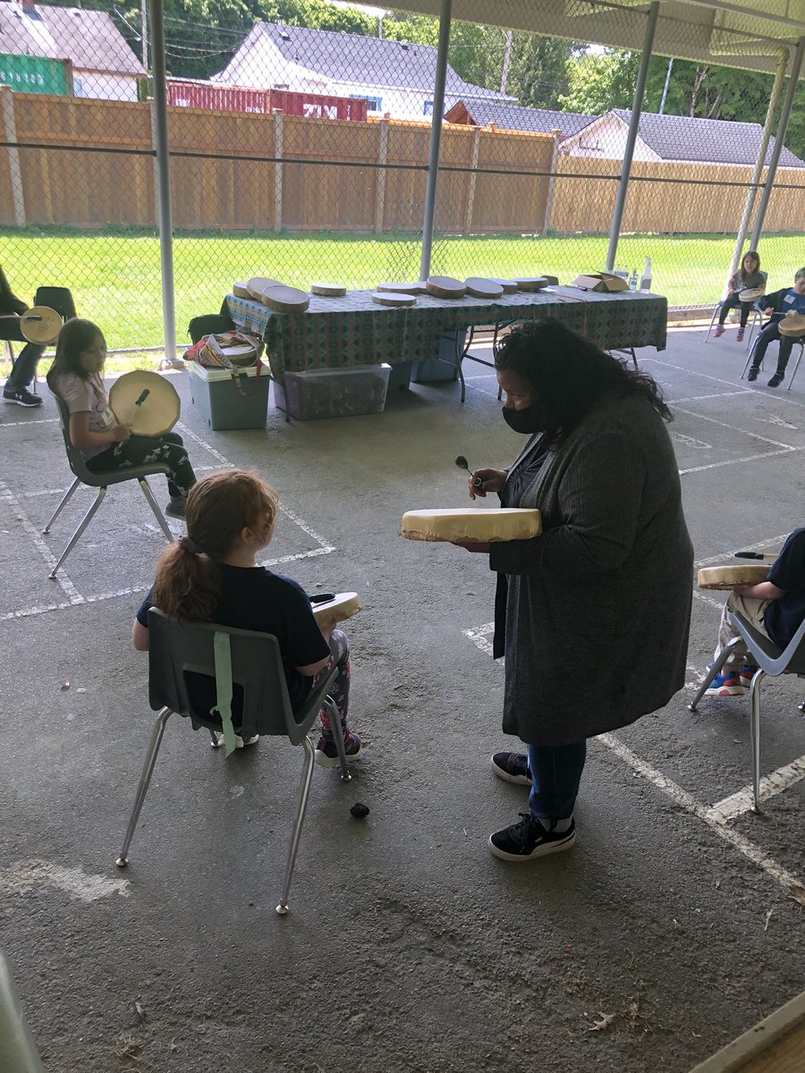 NerineGraham's tweet photo. Sadly due to Covid restrictions we couldn’t hold our Annual Canoe Pull down at the water at Skwah First Nation - but we managed to have 2 amazing days anyway! #Abed #Sd33learns https://t.co/YyWb6RNhwi