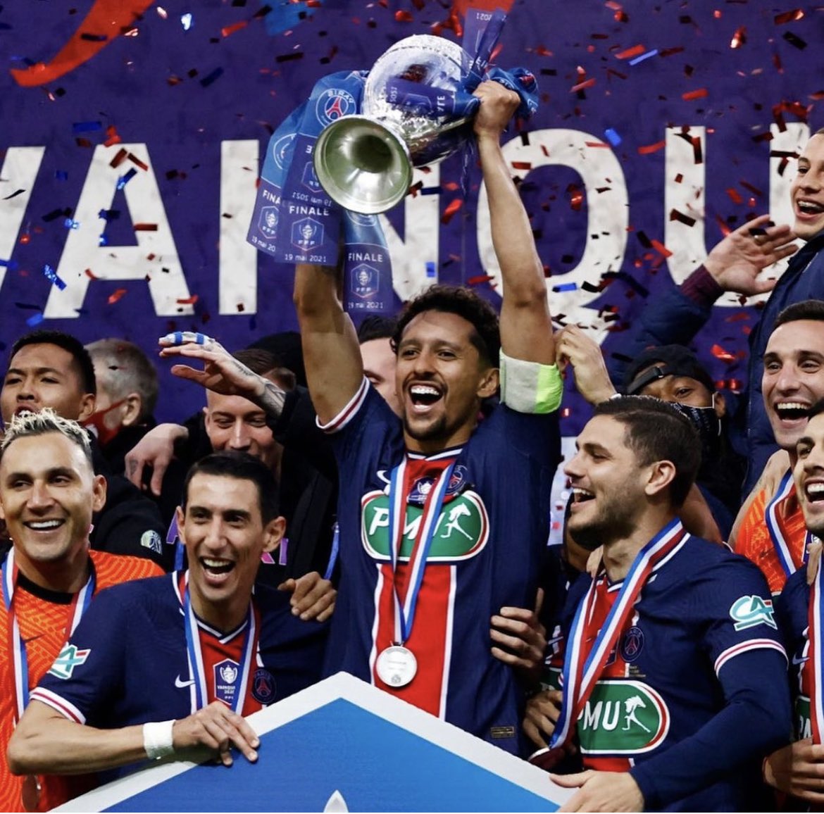 marquinhos_m5's tweet image. Champion mon FRERE ❤️🏆💙 #CoupeDeFrance