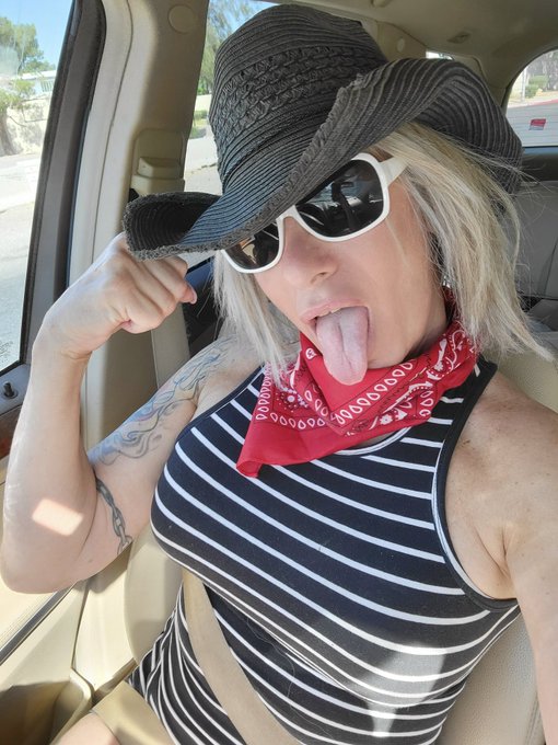 Go join my fanclub right NOW for only 7. 99 🤑 Don't make me kick your little sissy ass💃 https://t.co/r78YYVFlio<a href="/tag/joyride"class="tags"><span>#joyride</span></a>