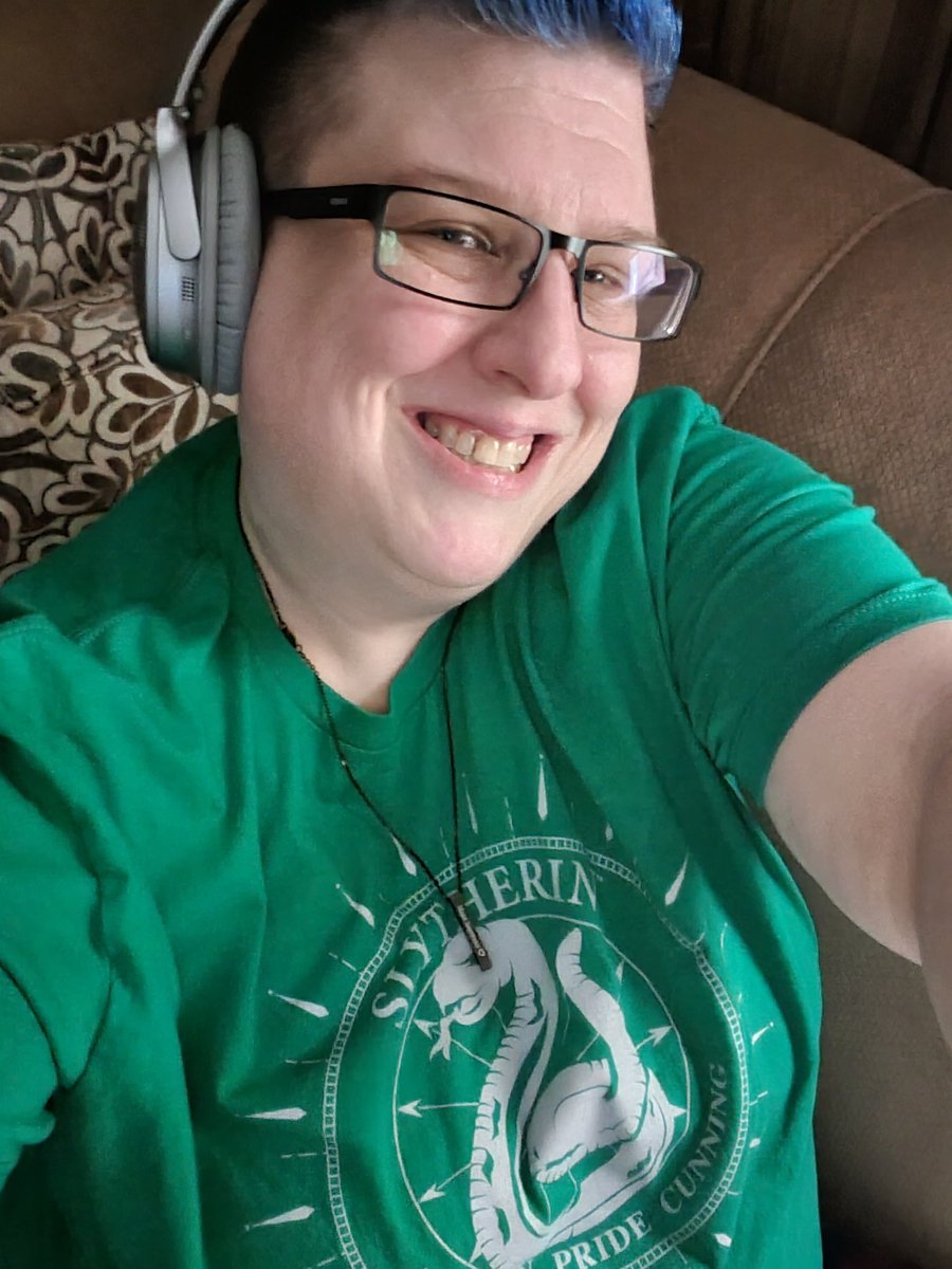 InferniRex's tweet image. Watching SVU for @RaulEEsparza 😍