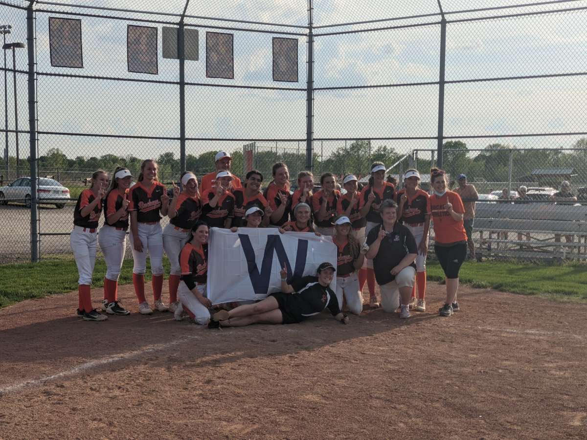 Great come back win today!! Amazing season for our 4 seniors!! Great walk off hit from @keeler_courtney !! Great pitched game by <a href="/cassiegirardd/">Cassie Girard</a> !Congratulations to Coach Calame for his first conference win since 2004!!! Way to go Bucks!!! This is <a href="/AlyssaBeckett18/">alyssa beckett</a> signing off✌🏻🥎
