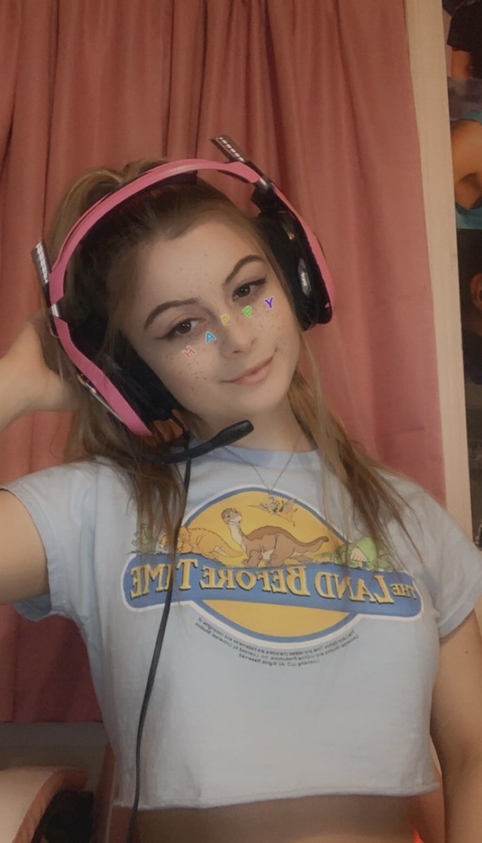 twitch.tv/danxellenicole
#SmallStreamersConnect
#SupportSmallStreamers #girlgamers  
<a href="/IconRTs/">Icon Retweets 🔥🎮❤</a>
<a href="/SocialGamingHub/">SocialGamingHub</a>
<a href="/TwitchReTweets/">TwitchReTweets (Fan page)</a>
<a href="/SGH_RTs/">SocialGamingHub Retweets</a>
<a href="/FatalRTs/">Fatal Retweets</a>
<a href="/SmallStreamersC/">#SmallStreamersConnect</a>
@SupStreamers