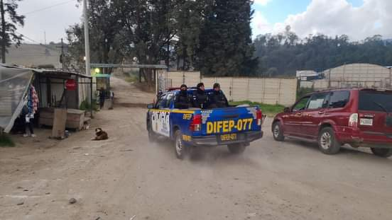 JCChanta_EU's tweet photo. #Preliminar.
Motín en cárcel deja 6 reos muertos.
Siendo las 16:30 horas interior, Granja Modelo de Rehabilitación, Cantel, amontonamiento en un patio se encuentran seis privados de libertad, decapitados.

@EmisorasUnidas https://t.co/b9OL1RzHkE