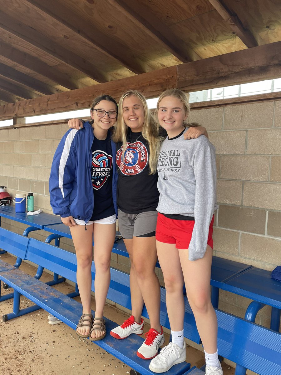 These girls are headed to state! They beat Kingman in the Regional Championship game 5-2!!  #dubs #managersrock