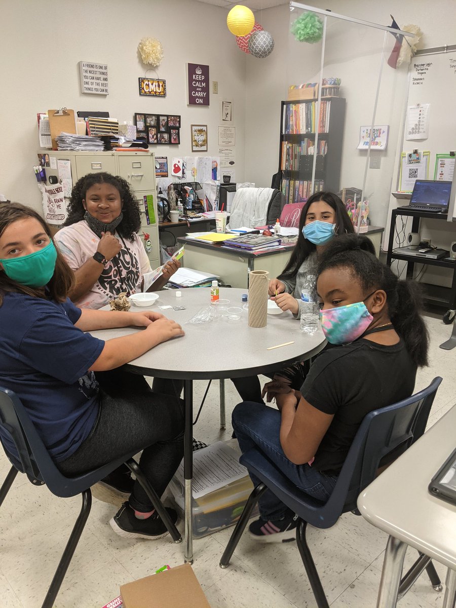 Ms.Reznick tweet media