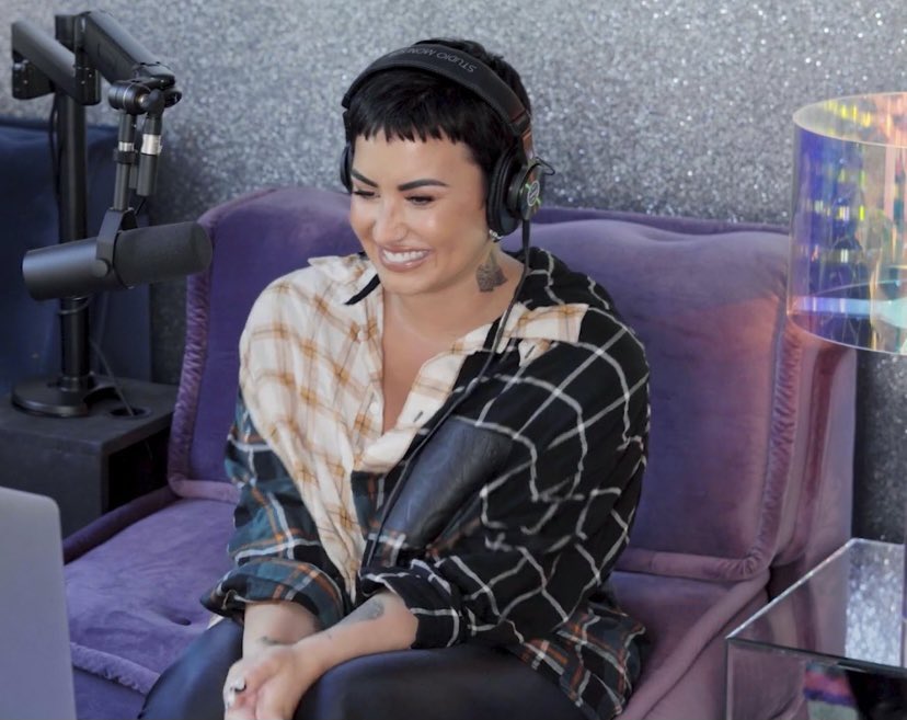 lovaticpr_'s tweet photo. they looking cute, and that smile🥰🥰🥰 https://t.co/eYE3UEtADr