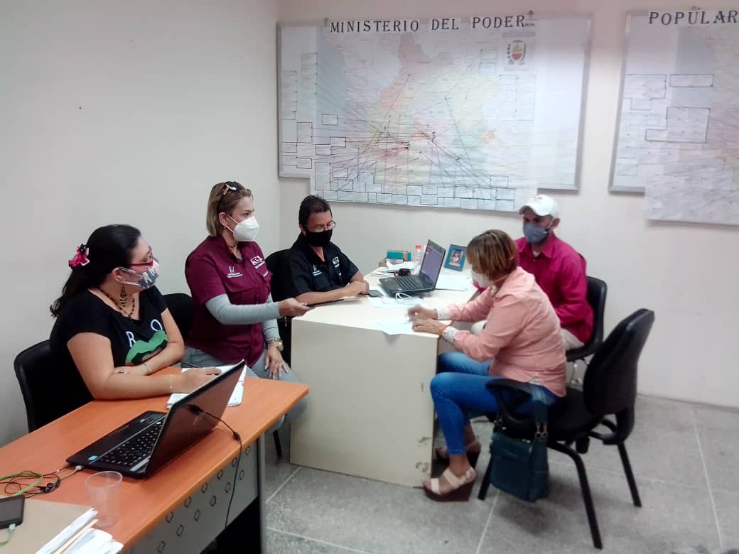 #notiCLET ll Legisladora Rosalía Barazarte, Vicepresidenta del CLET y Jefa del Mov. <a href="/MovSomosTru/">Mov. Somos Venezuela Municipio Trujillo</a>, participó en reunión con el Estado Mayor de Alimentación, concretando lineamientos en materia de atención alimenticia (CLAP), para las  Bases de Misiones establecidas en la región.