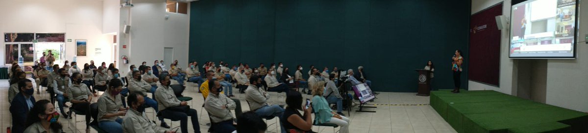 PAgraria's tweet photo. El Procurador Agrario, acompañando a la titular de @SEMARNAT_mx, Mtra. @Mary_Luisa_AG, participó en jornada de trabajo en @CONAFOR, Institución que dirige el Dr. León Castaños, en Guadalajara, #Jalisco, para el impulso al desarrollo social y sustentable de los núcleos agrarios. https://t.co/fiV3Mk9VAA