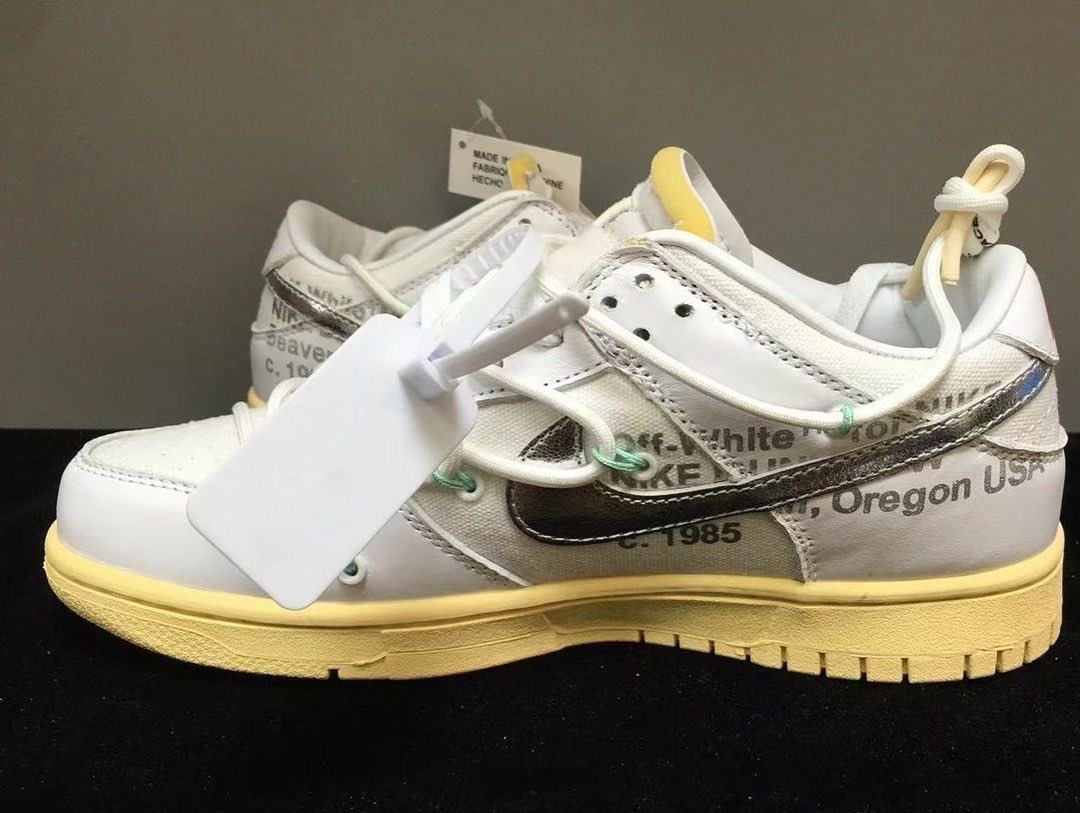 kicksonfire's tweet photo. Part of the upcoming Off-White™ x Nike Dunk Low “The 50” Collection, here is a first look at the Off-White x Nike Dunk Low “01 of 50”.
📸IG: sneakerjamz_new https://t.co/vIcYjyQVzO