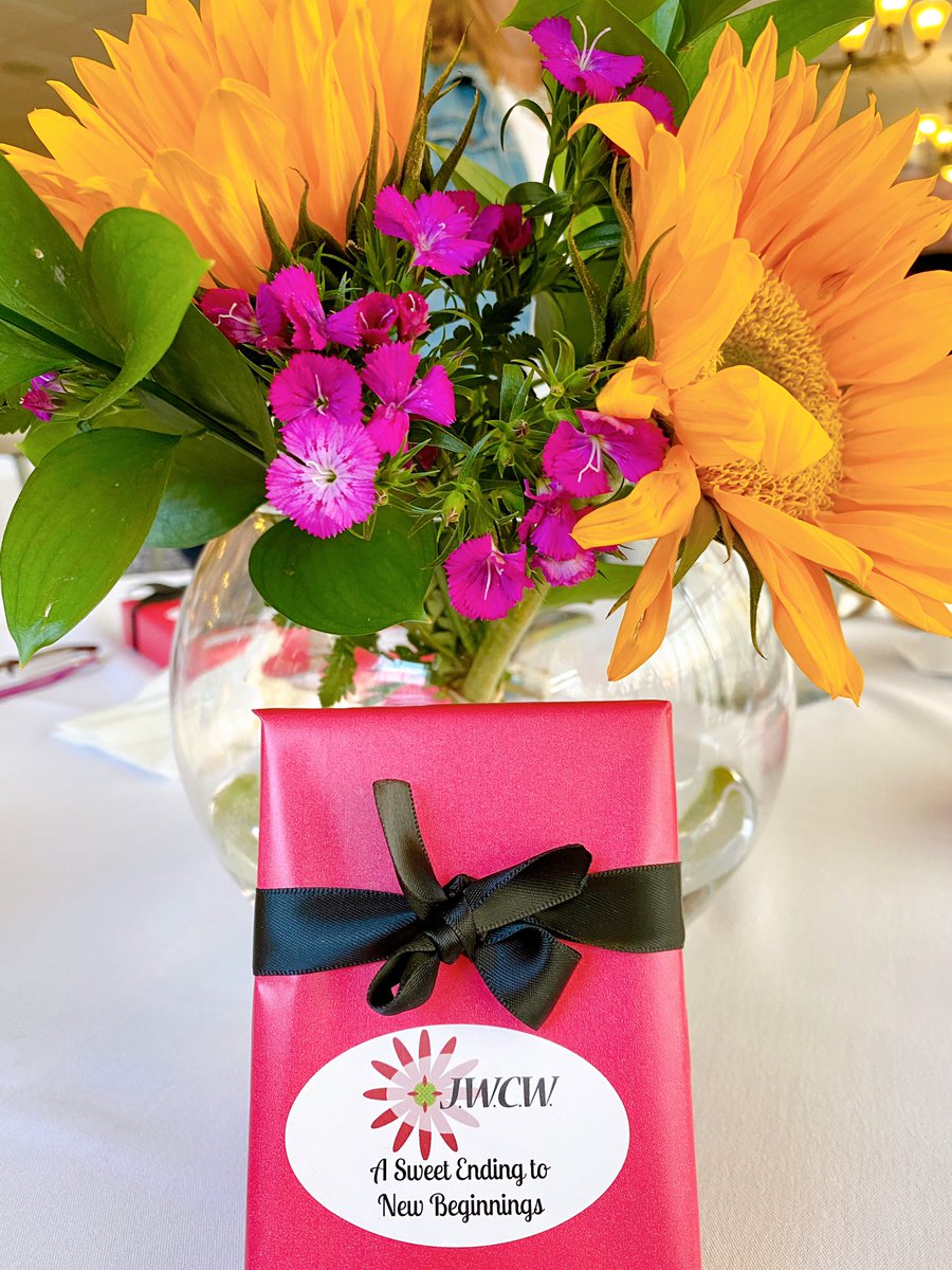 jwcw_walpole's tweet image. Congratulations to the 2021-23 JWCW Board!! 💗🌸 #jwcw #gfwcma