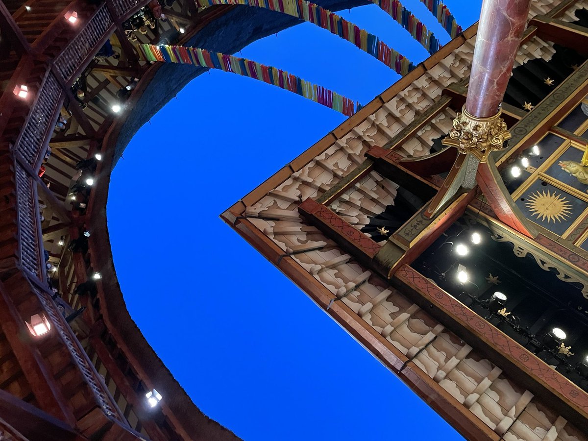 ASLActor's tweet photo. So last night I was honoured in the #firstaudience for #AMidsummerNightsDream @The_Globe Joy and tears in abundance. Never have the lines ‘That rheumatic diseases do abound’ and ‘We will sing and bless this place’ been more potent. #gratitude to the whole team #theatreisback https://t.co/W7O5mD7NUG