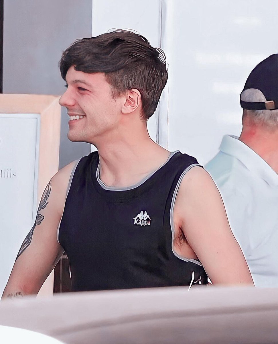LPA_LT28's tweet photo. ¿Qué no haríamos por ver a nuestro sun ganando esta categoría?
Vamos louies!!!! No se rindan, apoyen por favor...

I vote #Louies for #BestFanArmy at the #iHeartAwards https://t.co/UgcbyUCnpB