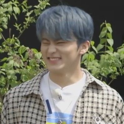 ฮือออออน่ารักมากกกกก ไอ่ม๋าาาาา มีเงินเท่านี้ ก้อมีบัตรแร้วไงค้าบ สังคมไร้เงินสดดด 5555555555