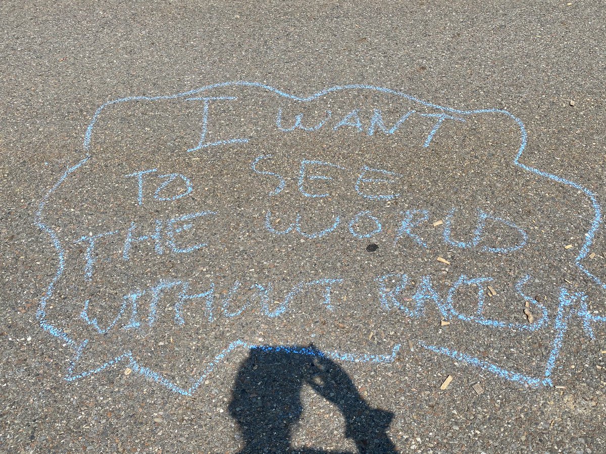 MrsClassGrade5's tweet photo. What positive change do you want to see in the world? #lpshawks #argumentwriting @Hawk_Principal https://t.co/qMr9JOggf1