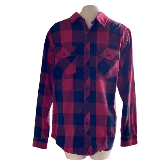 So good I had to share! Check out all the items I'm loving on <a href="/Poshmarkapp/">Poshmark</a> from <a href="/Yulia66880882/">Yulia</a> #poshmark #fashion #style #shopmycloset #rouge #warpandweft: posh.mk/VIq8KW6Wogb