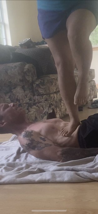 Brutal af😝 https://t.co/b8SWEzKPhI<a href="/tag/thatswuzup"class="tags"><span>#thatswuzup</span></a>