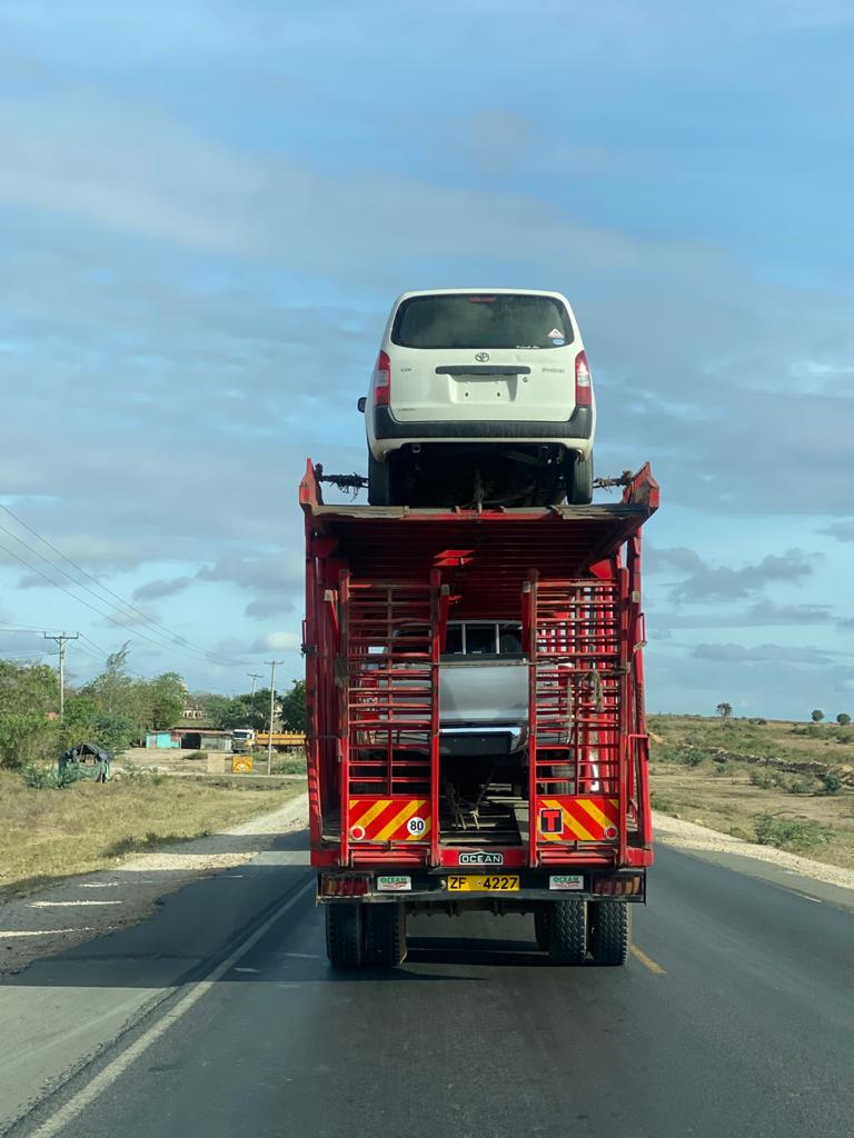 mohammedhersi's tweet image. Well Probox in unfamiliar position....its itching to get down to join the action and harrass mankind.