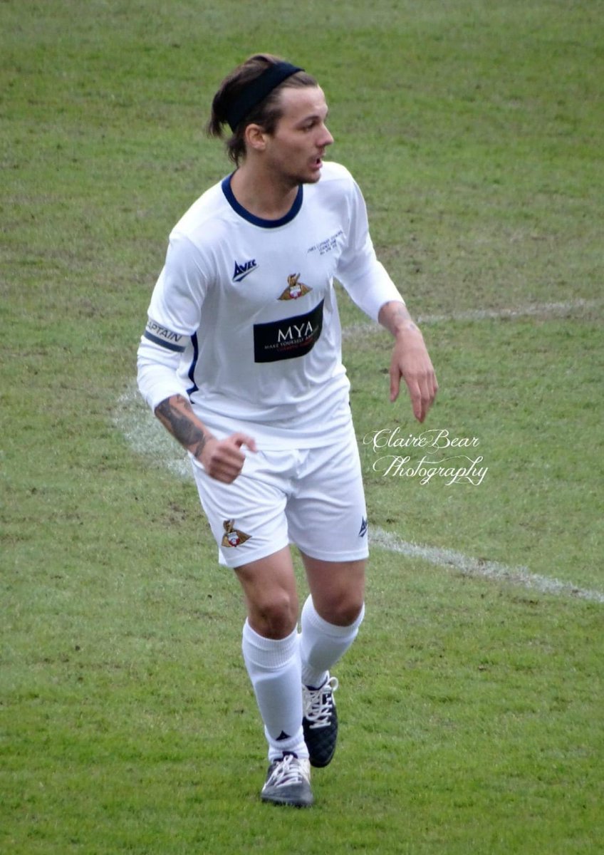 Kiara_t91's tweet photo. El unico fifas que quiero en mi vida
I vote #Louies for #BestFanArmy  at the #iHeartAwards https://t.co/6KgBwHXrYp https://t.co/UlCRMI0CxK