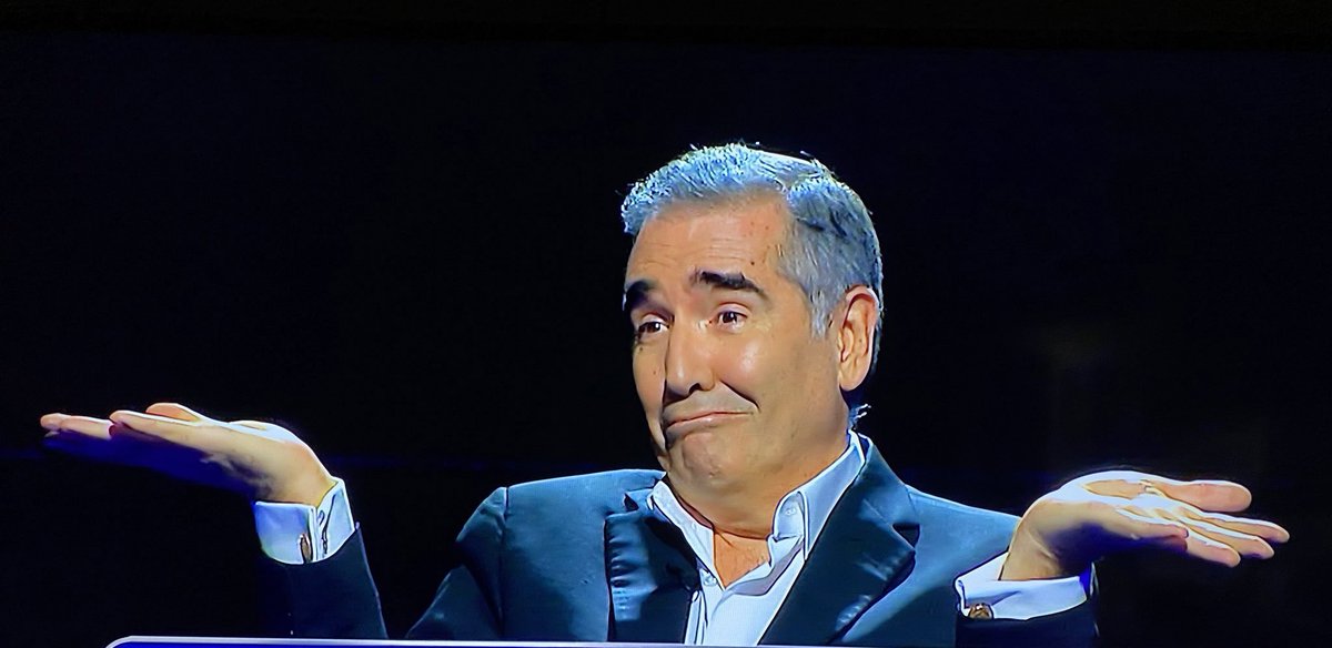 bejarano: *pita*

la liga: qué 

saprissa: qué 

bejarano: