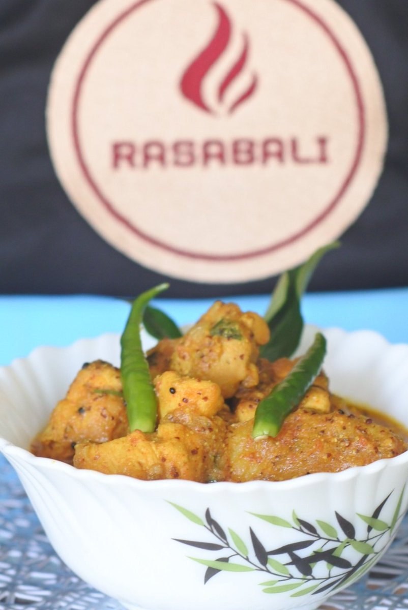 CanvasLlp's tweet photo. #ketodiet no stress try our #chickenbesara full of #health #Taste  &amp; #protein #order @ https://t.co/Y5XgWKECHV #deliveringmumbai #odiafood @bombaycanteen @ifn @itsmumbaifoodie @rozi_roti https://t.co/2S2ADMXCnO
