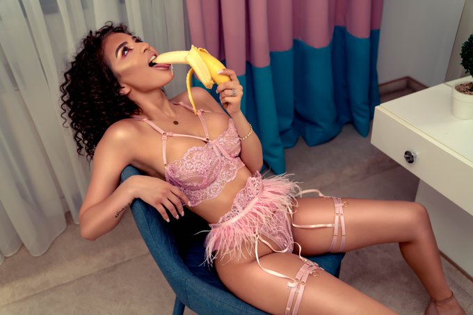 What kind of Uber are you &ndash; long or short rides? https://t.co/MMyG6g1vv3 https://t.co/Sx9i8UGah3<a href="/tag/livejasmin"class="tags"><span>#livejasmin</span></a><a href="/tag/camgirlonline"class="tags"><span>#camgirlonline</span></a><a href="/tag/livejasmingirls"class="tags"><span>#livejasmingirls</span></a>