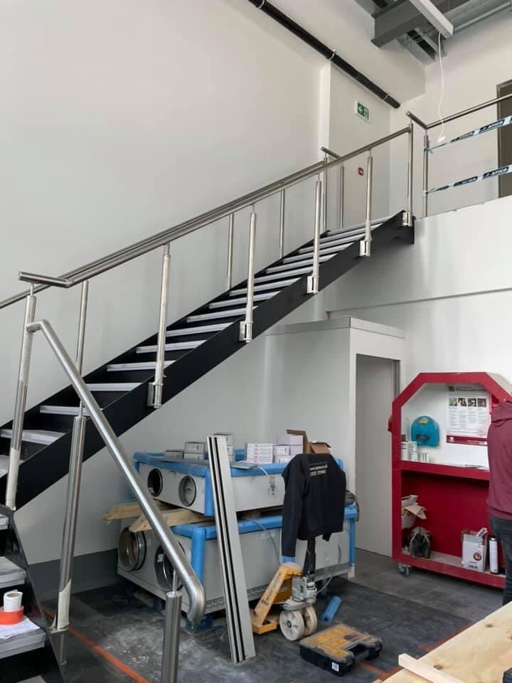 BabySwimExpert's tweet image. We have stairs. We have cubicles. We have a big hole in the ground which will soon contain water! The pool at @barons_quay is coming along nicely. @NorthwichBID @NorthwichFans @GoAndrCoop #poolbuild #Northwich #babyswimming #learntoswim