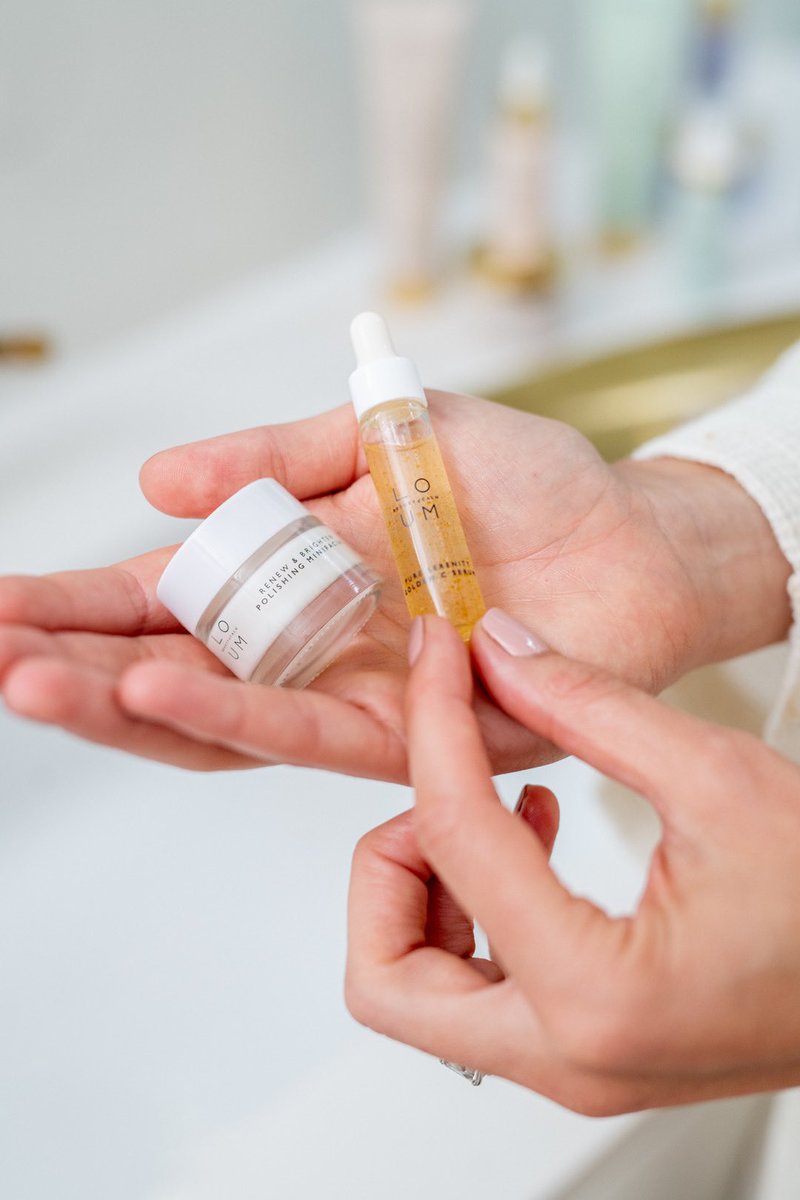 loumbeauty's tweet photo. Short on time? You only need 5 mins to rejuvenate tired, stressed-out skin:

✨ Start with the #loumbeauty polishing minifacial to gently exfoliate, firm, and lift 
✨ Follow with the #loumbeauty golden C serum to brighten and protect

Fet both in our trial size kit for just $25! https://t.co/lps6C7Hrjn