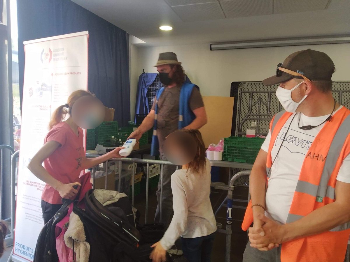 ✨Distribution du jeudi 03 juin✨ 

« Nous ne pouvons pas aider tout le monde, mais tout le monde peut aider quelqu'un. »

138 repas distribués.👏

Aidez-nous à les aider, cagnotte solidaire :
helloasso.com/associations/a… 

✨ Solidairement l’AHM ✨