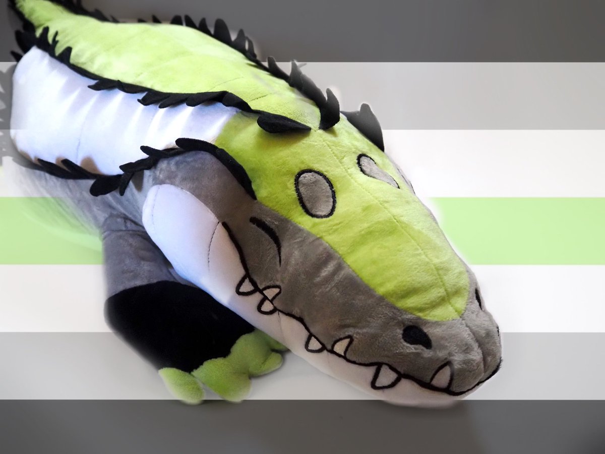 CreepCatToyCo's tweet photo. ✨Gator of the Day✨

Say hello to the Agender gator! They’re  just lovin’ life 🐊

Wishing all Agender Folks a wonderful pride month ✨💞😸 https://t.co/NN18KCzA2A