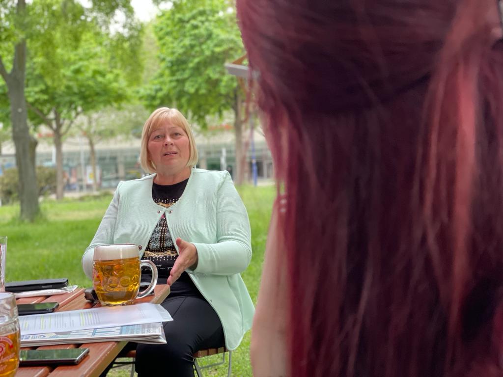 EdithaLions (@edithalions) on Twitter photo Keine 3 Tage vor der #ltwlsa Besuch von der ranghöchsten Politikerin #sachsenanhalt|s: Vortrags- und Gesprächsabend mit der Präsidentin des <a href="/Landtag_LSA/">LT Sachsen-Anhalt</a>, <a href="/brakebusch1/">Gabriele Brakebusch</a>.
Persönliche & politische Rück- und Ausblicke. DANKE dafür! Keine 3 Tage vor der #ltwlsa Besuch von der ranghöchsten Politikerin #sachsenanhalt|s: Vortrags- und Gesprächsabend mit der Präsidentin des <a href="/Landtag_LSA/">LT Sachsen-Anhalt</a>, <a href="/brakebusch1/">Gabriele Brakebusch</a>.
Persönliche & politische Rück- und Ausblicke. DANKE dafür!