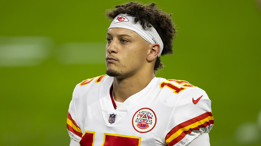 https://www.nfl.com/news/patrick-mahomes-coming-off-surgery-if-there-was-a-...
