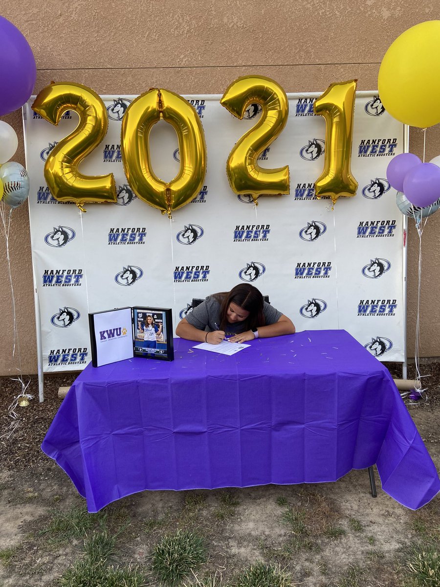 HWHS_Softball's tweet photo. We are happy to announce Jayden Matheney has committed to Kansas Wesleyan University🤞😤Jayden has played 4 years at the varsity level here at Hanford West. We are looking forward to seeing her continue her softball career while wearing a Coyote uniform💙➡️💜💛 https://t.co/5x10XYyH7I