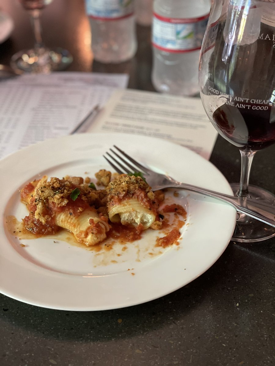 MrTonyStark916's tweet photo. Good Wine Ain’t Cheap, Cheap Wine Ain’t Good #ToTheGoodLife #GMT #Foodie https://t.co/g9HXwDuzHI