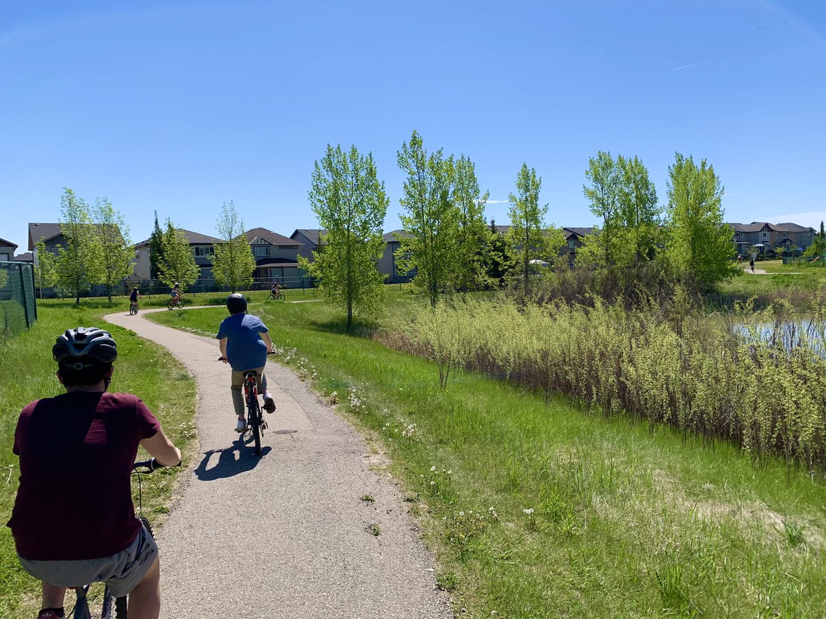 tcdixon3's tweet image. Absolutely gorgeous day to be celebrating #WheelWeek with my Outdoor Ed classes. We got out for some exercise and some urban exploration in our community. Good field trip prep too!

#BikeRidesRule #WeAreCBE #OutdoorEd #BikesChangeLives #MoreKidsOnBikes #Biking #YYC