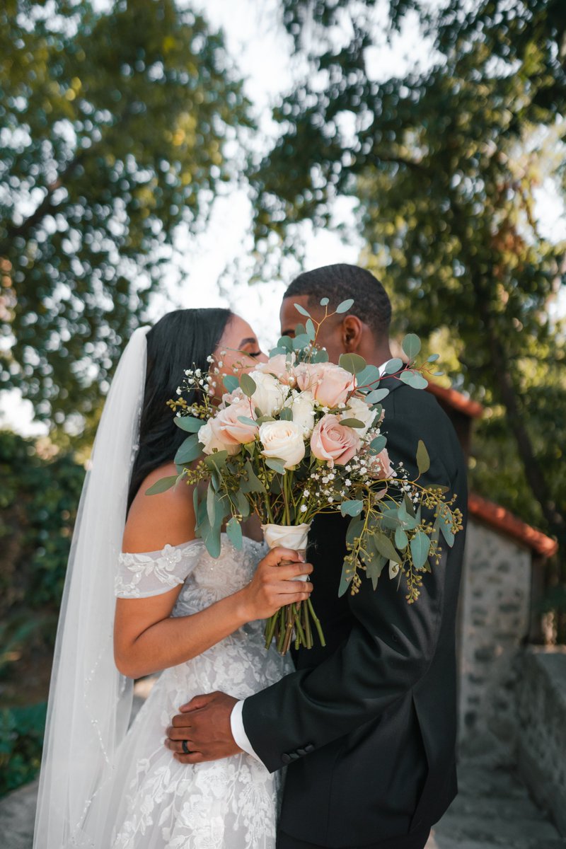 SalsTouch's tweet photo. Twitter! Mind if I share this quick little wedding photo set here? https://t.co/Lnk23BBiYF