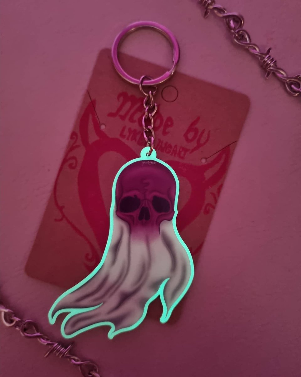 heavnlybydesign's tweet image. Today would be the absolute PERFECT day to home these last items!!!! 
Get 22% off with code 22BDAY 🎉💞✨✨
etsy.com/uk/shop/devils…
