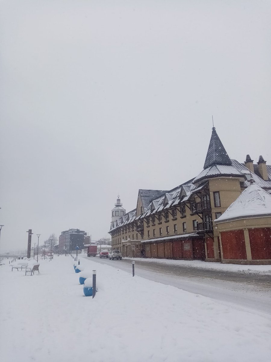 radioevafm's tweet photo. Costanera de Puerto Natales https://t.co/mnKuuXREIt