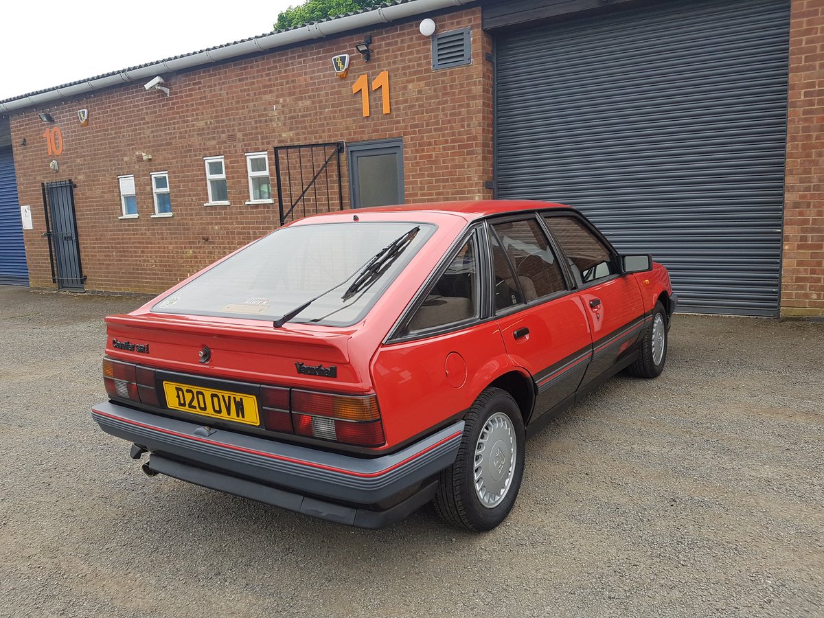 JoeEllis_BTB's tweet photo. We have enjoyed getting this car ready for its owner to enjoy his first event in this weekend's @GE_ClassicEvent London to Brighton Modern Classic run. It is a homage to his Father's own, near identical, Cavalier SRi with many nostalgic memories of family holiday trips attached. https://t.co/93unmo0Cl3