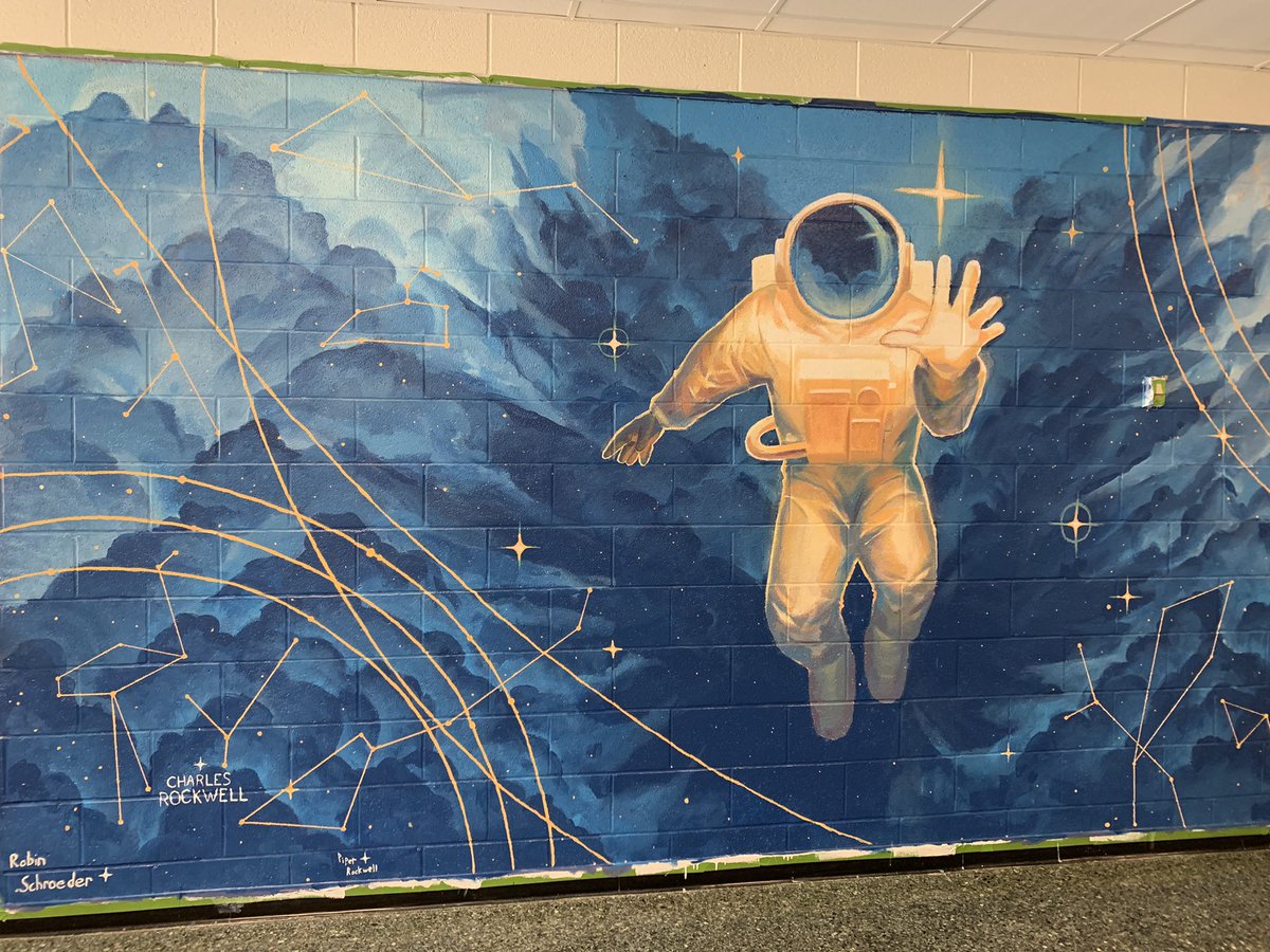 JokeOfBugaj's tweet photo. They finished today! Completely blows me away! #capstone #theastronaut https://t.co/uRFJpxxH9u