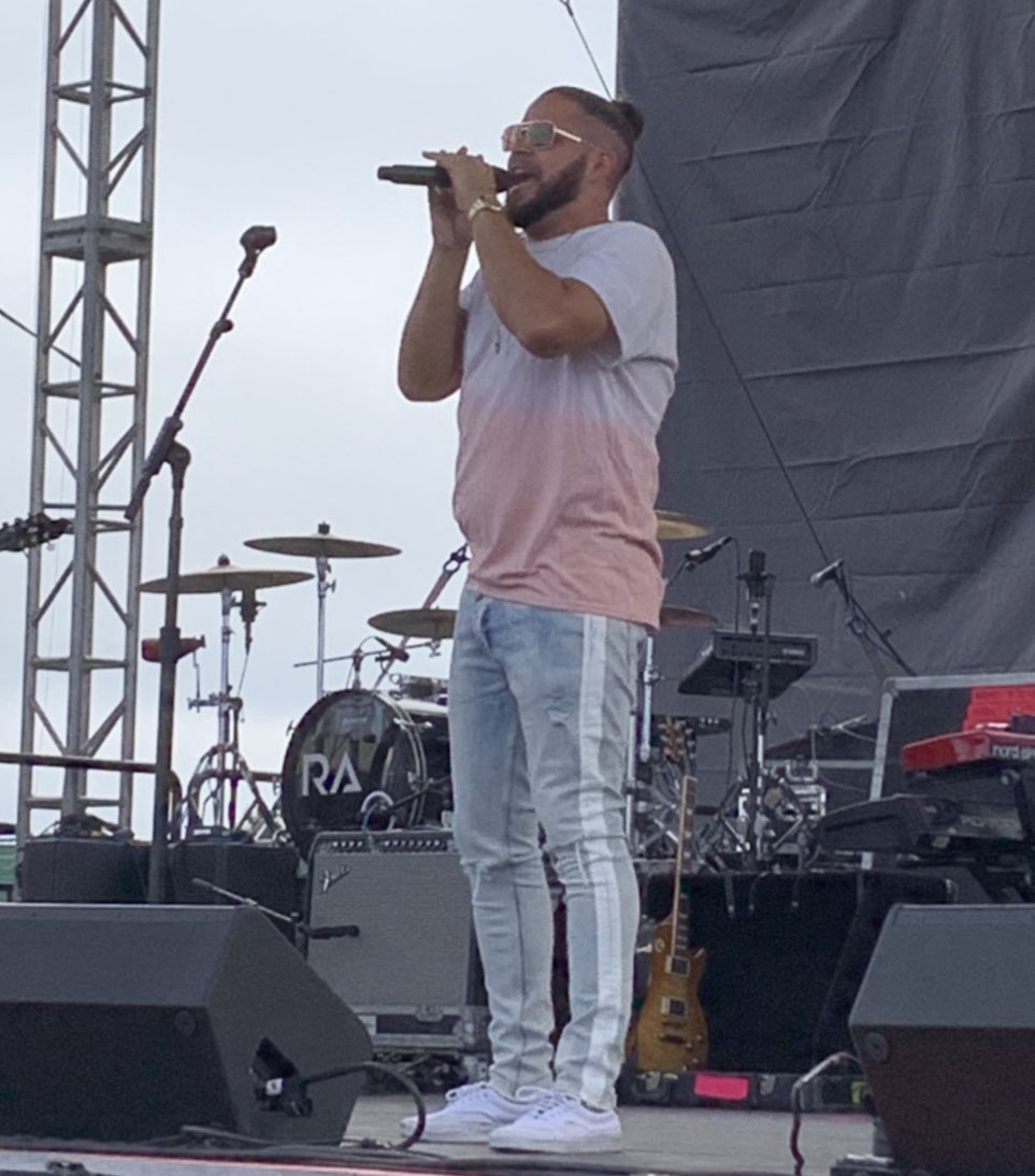 CountryGalSoCal's tweet photo. Yes!!! Got my ticket to see @BrettYoungMusic @filmoremusic and @MaddieandTae again! Can’t wait! 🎶💜 #ConcertsAreBack https://t.co/mi7LpU6Tig