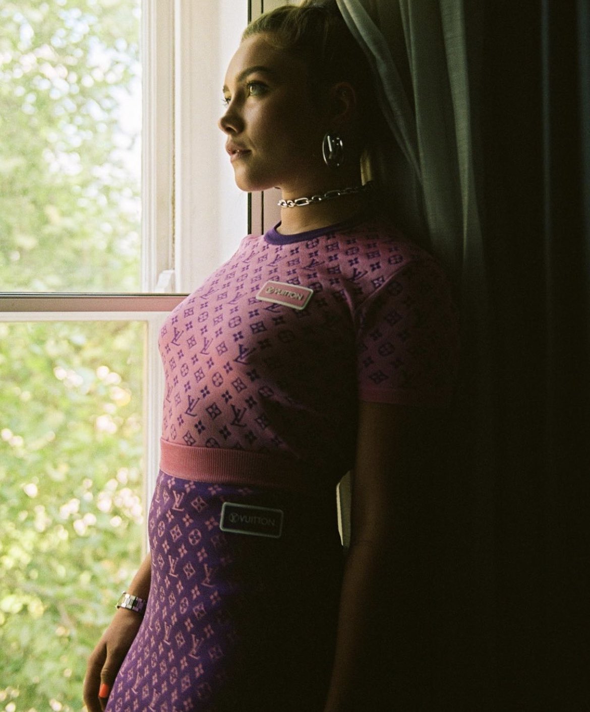 Florence Pugh Daily on X: florence pugh in louis vuitton for 'black widow'  press today  / X