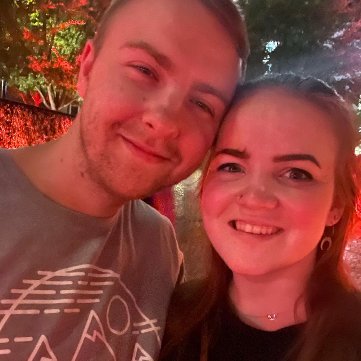savncheese's tweet photo. I know I just got back to Ohio, but I would really like to go back to Vegas https://t.co/fcyWRIyoOO