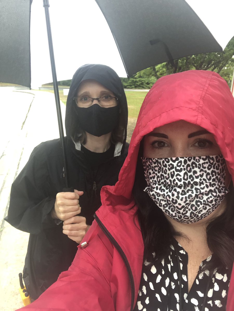 AmyMcDowell1231's tweet image. Rain or shine we are ready to RISE! #ccsrise2021 #OpenHouse @CumberlandCoSch @mellottahill1 @DariusBGillesp @beth_heisel @suzkiwi @angelenaowens07