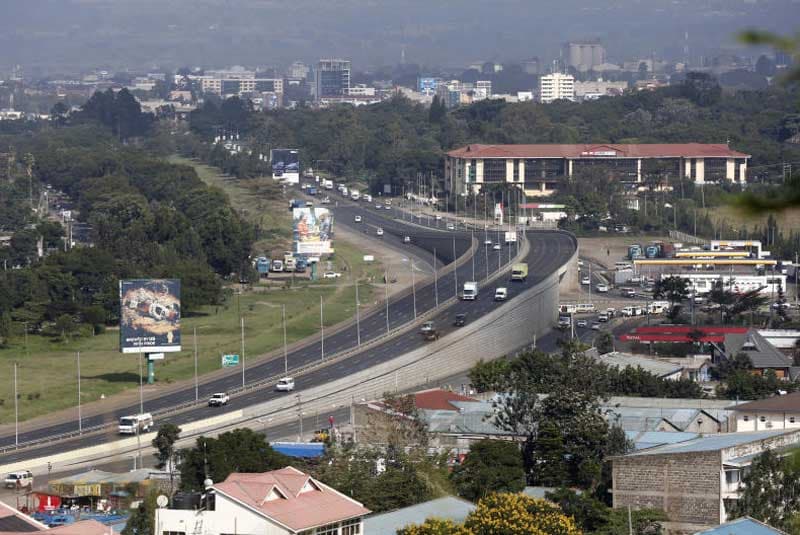 Utred_Allan's tweet photo. Nakuru becomes the 4th city in Kenya.
The Senate has adopted a report tabled before the House. The report will be presented to President Uhuru Kenyatta,for him to give Nakuru a city status charter. https://t.co/A43X4QEcVL