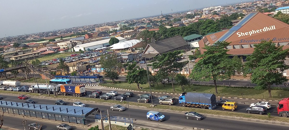 neminsuranceplc's tweet photo. NEMTrafficReport[4:45pm]There is slow moving traffic from #PALMGROOVE to #ANTHONY on the express way and quiet a free flow on the service lane and also a slow movement from #OBANIKORO to #JIBOWU @TrafficChiefNG #GIDITRAFFIC #TrafficChief #LagosUpdate #Neminsuranceplc https://t.co/0SG0iU8jsj