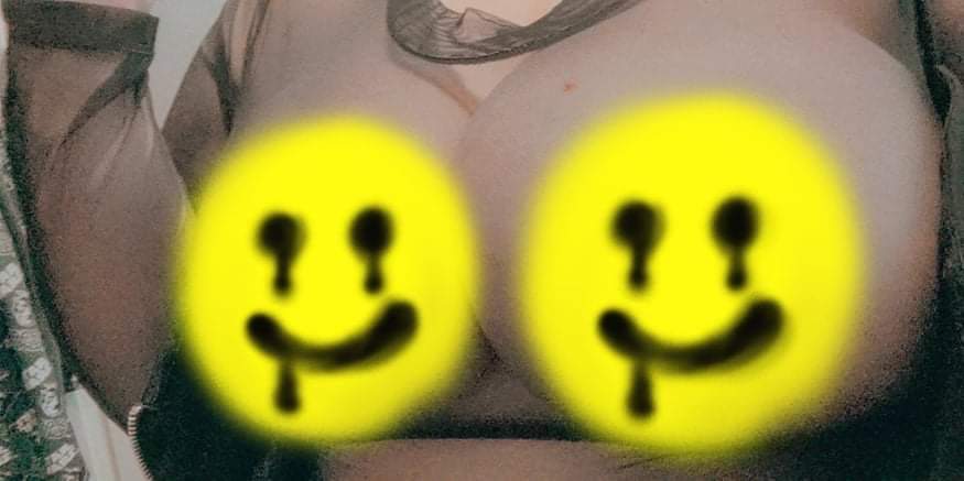 cosplaying_goth's tweet photo. Head over to see the uncensored version 🤭

#onlyfans #goth #nsfw #gothnsfw

https://t.co/E6403KVRoO https://t.co/IyUjVqZJaB