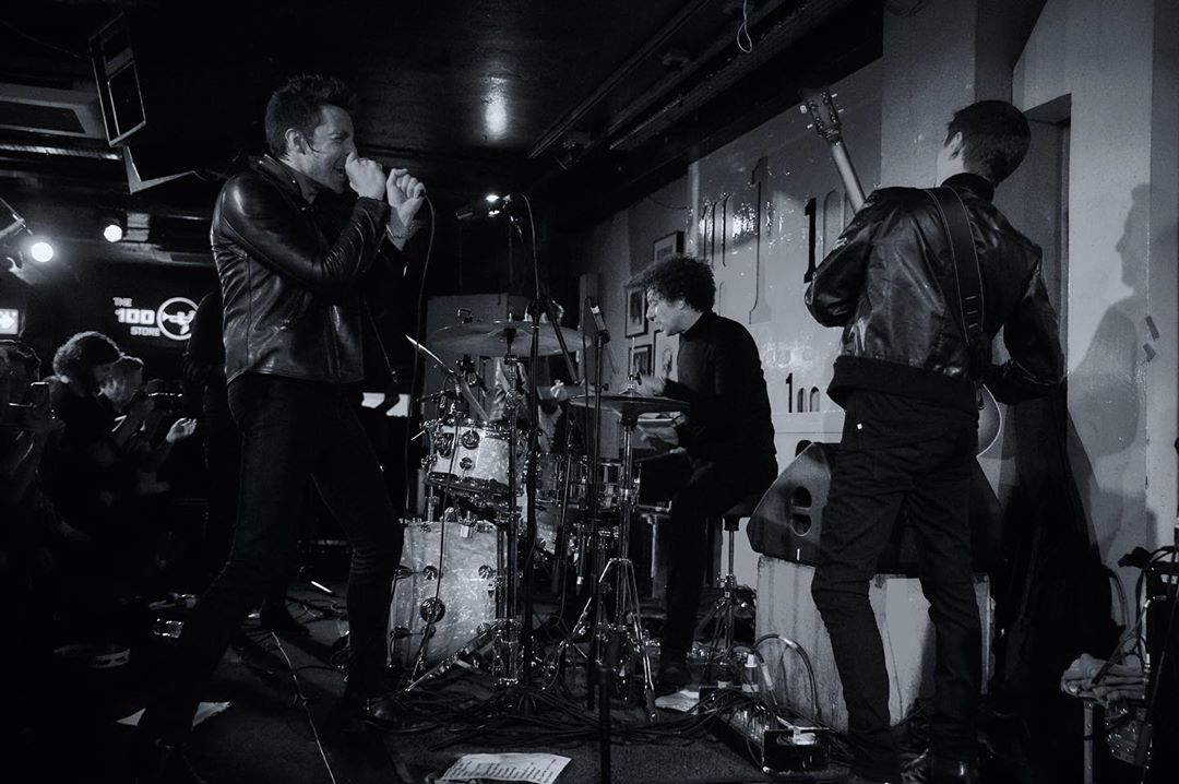 maria_nero's tweet photo. Jun 3 2019 #JadedHeartsHistory @TheJadedHearts performed a charity gig at the @100clubLondon for @SSChospices 

#MattBellamy #JamieDavis #SeanPayne #GrahamCoxon #NicCester #ChrisCester #MilesKane https://t.co/EGtIWq4MkQ